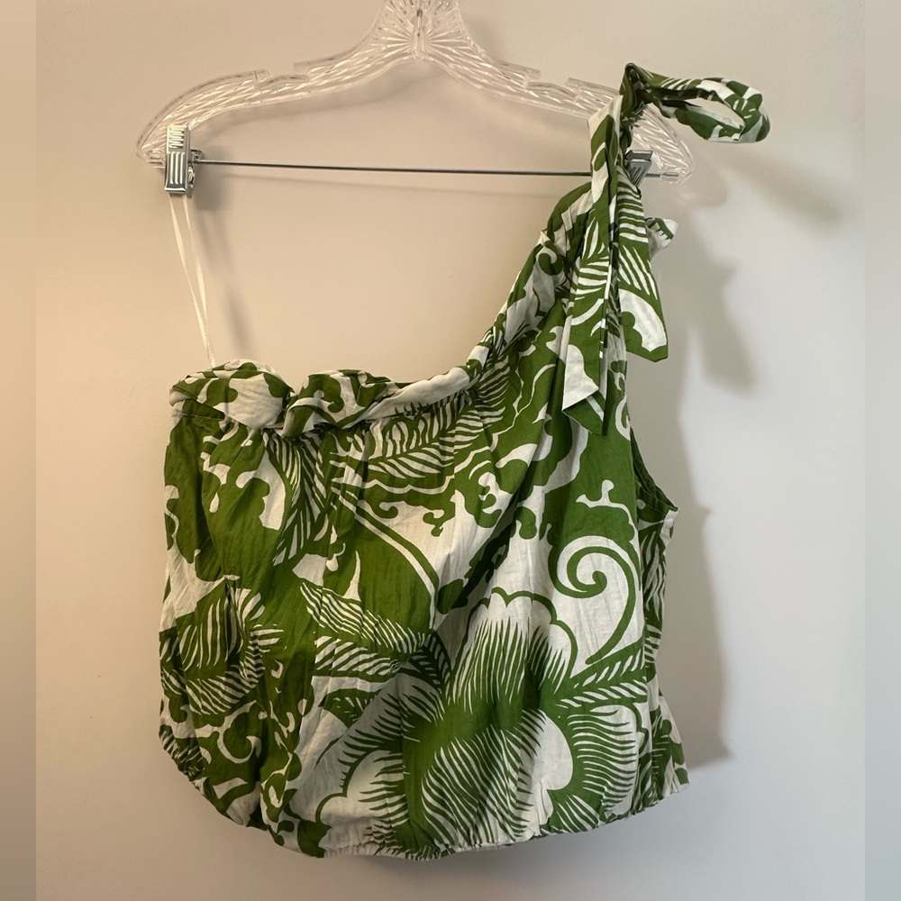 NEW Velvet Graham And Spencer One
Shoulder Camilla Top in Green
